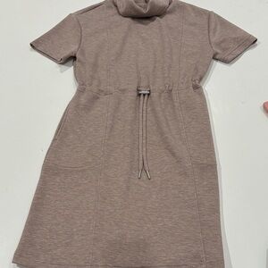 Vers Wang Short Sleeve Turtleneck Dress size xsmall